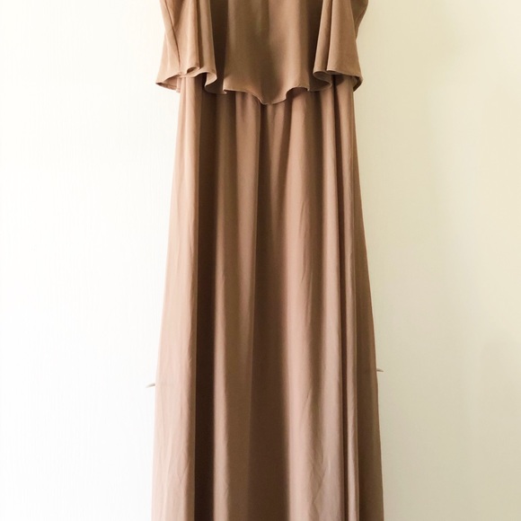 Show Me Your MuMu Gown Size: Small - Picture 4 of 10